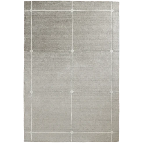 Oversized Grid Line Patterned Carpet
