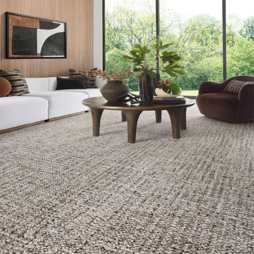 Wall to wall carpet installation in Dubai homes